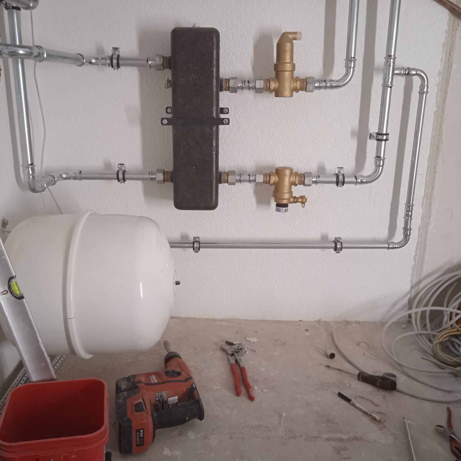 6b32c7a6-9eb7-4653-ba39-c79fc7250481